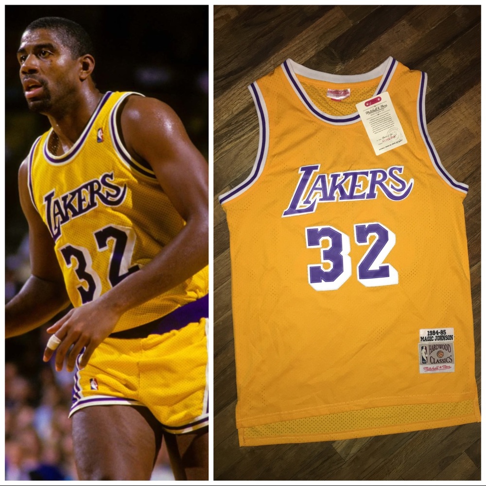 Magic Johnson Lakers 32 jersey Mitchell and Ness